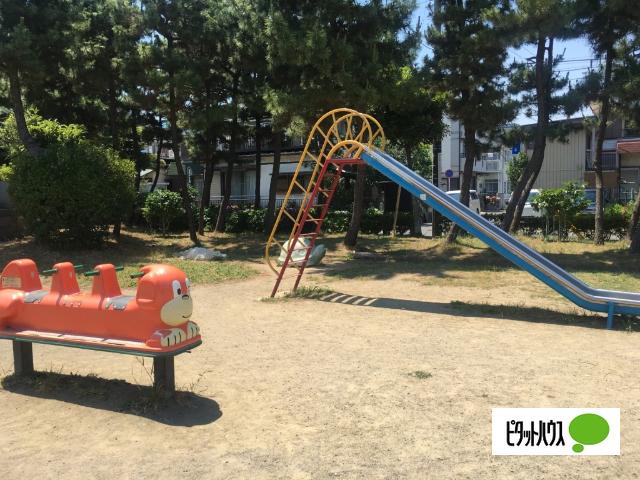 行徳中央公園：901m
