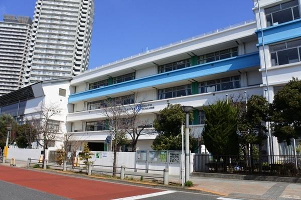 港区立港陽小学校：378m