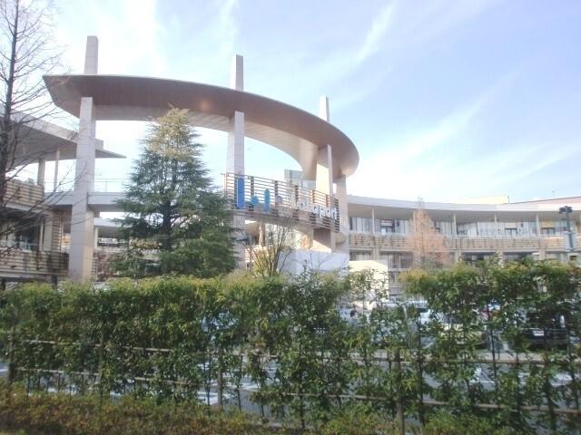 イトーヨーカドーららぽーと横浜店：576m
