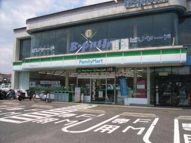 ファミリーマート浦安富士見三丁目店：608m