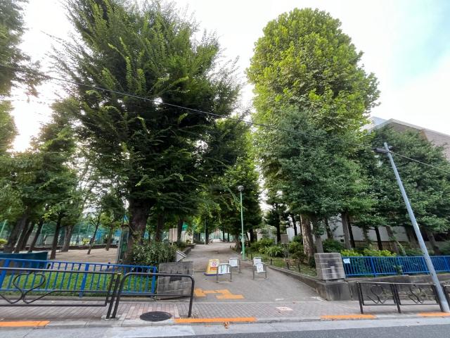 竹早公園：140m