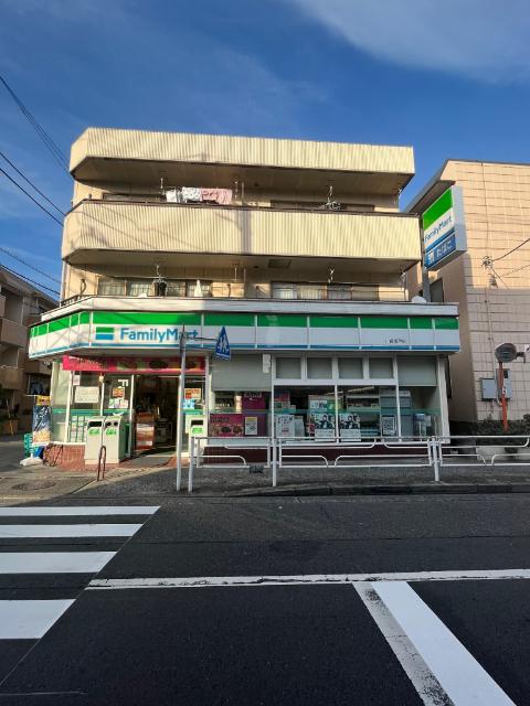 ファミリーマート川崎坂戸店：582m
