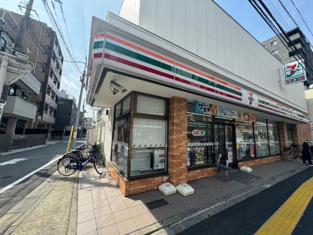 セブンイレブン文京千石1丁目店：380m