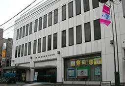 城南信用金庫自由ヶ丘支店：440m