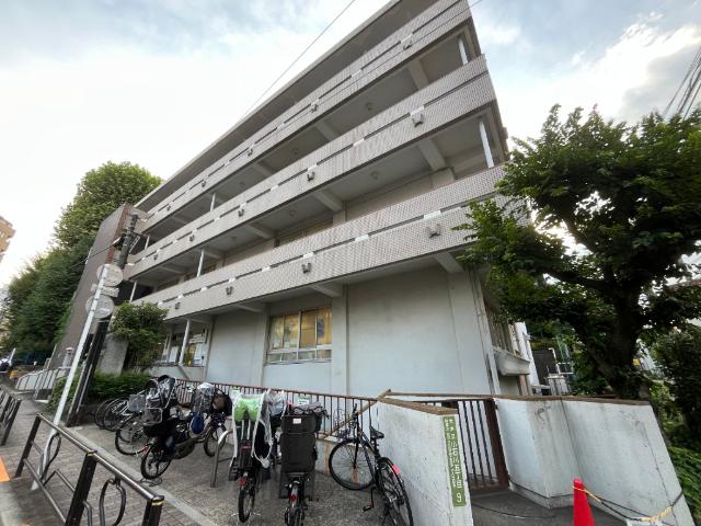 文京区立小石川図書館：621m