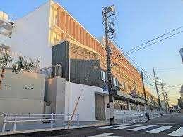 大田区立赤松小学校：269m