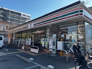 セブンイレブン世田谷上馬2丁目店：148m