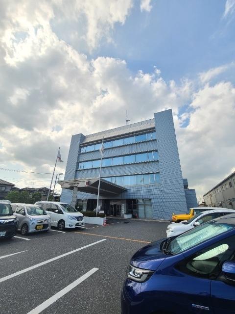 吉川警察署：3553m