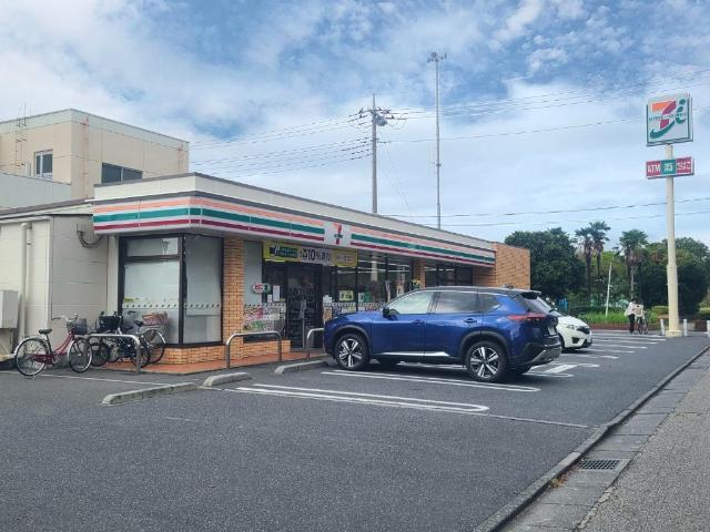 セブンイレブン三郷早稲田4丁目店：493m