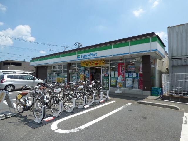ファミリーマート川口花山下店：272m