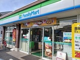ファミリーマート：400m