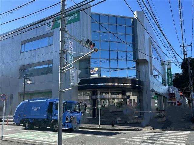 埼玉りそな銀行せんげん台支店：495m