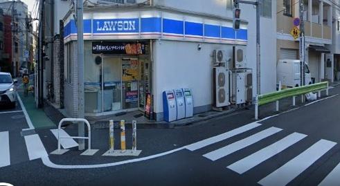ローソン白金三光店：72m