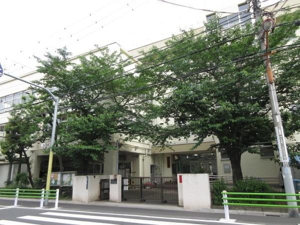 立川保育園：121m