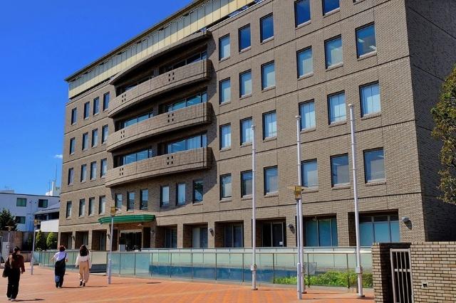 産業能率大学自由が丘キャンパス：726m