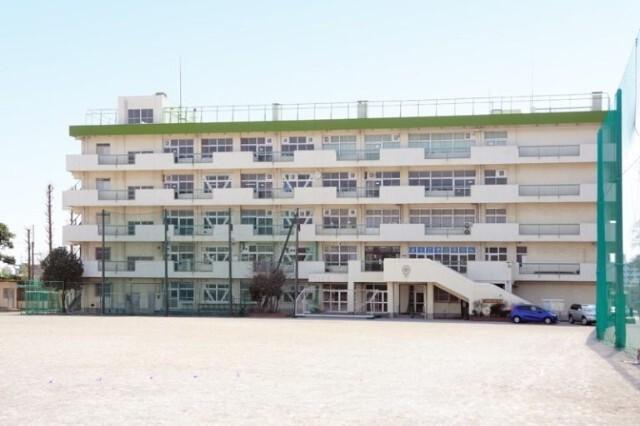 さいたま市立白幡中学校：1350m