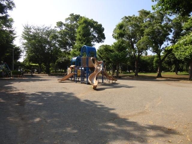 幕張台公園：1102m