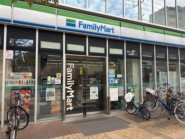 ファミリーマート川口金山町店：200m