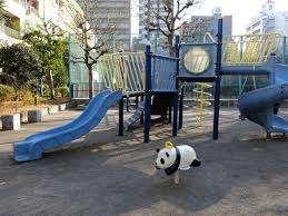 台東区立松葉公園：300m