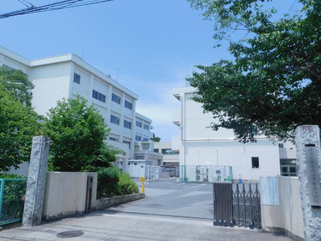 我孫子市立我孫子第三小学校：320m
