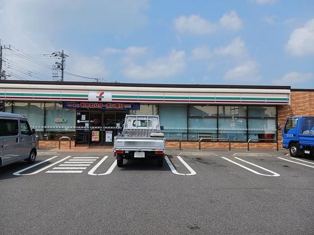 セブンイレブン：188m