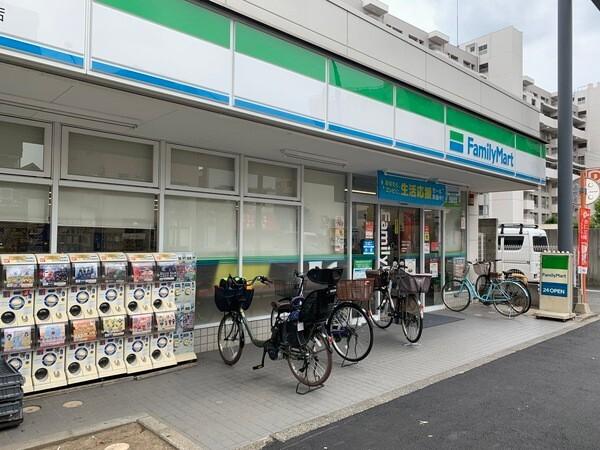 ファミリーマート大島四丁目店：44m