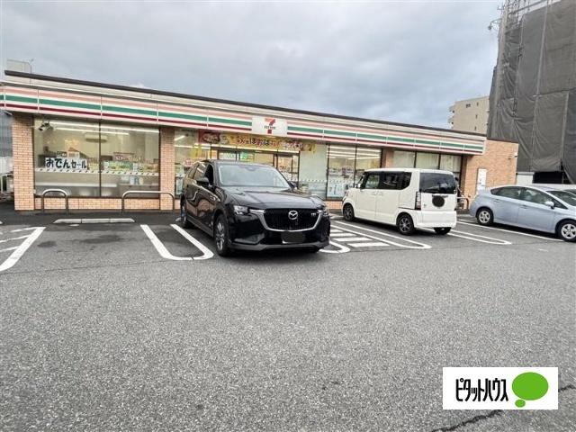 セブンイレブン市川二俣1丁目店：163m