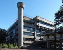 世田谷区役所：2097m