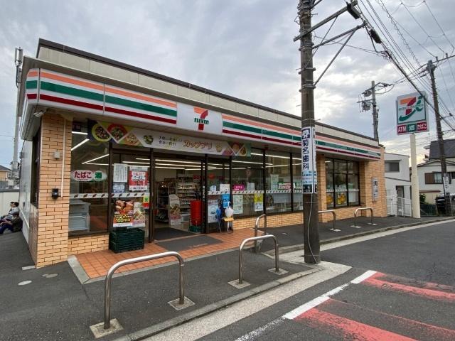 セブンイレブン横浜菊名3丁目店：123m