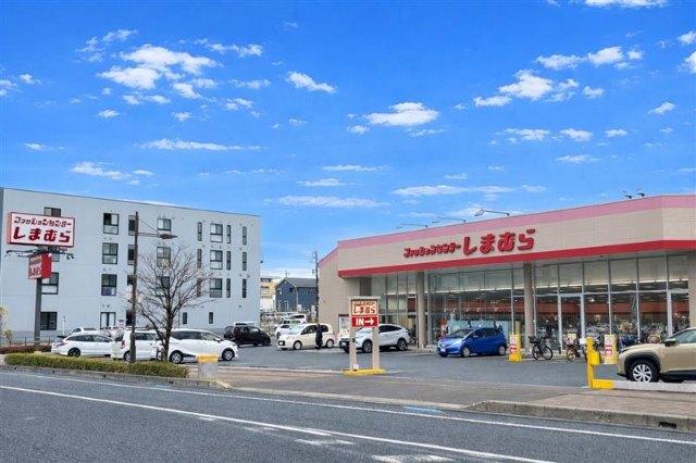 ファッションセンターしまむら南与野店：379m