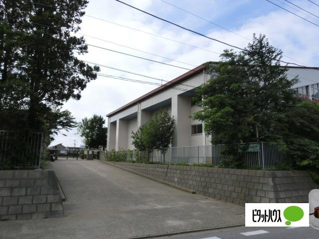 八千代市立大和田西小学校：609m