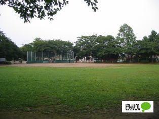 南流山中央公園：513m