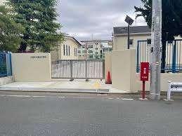 大田区立雪谷中学校：96m