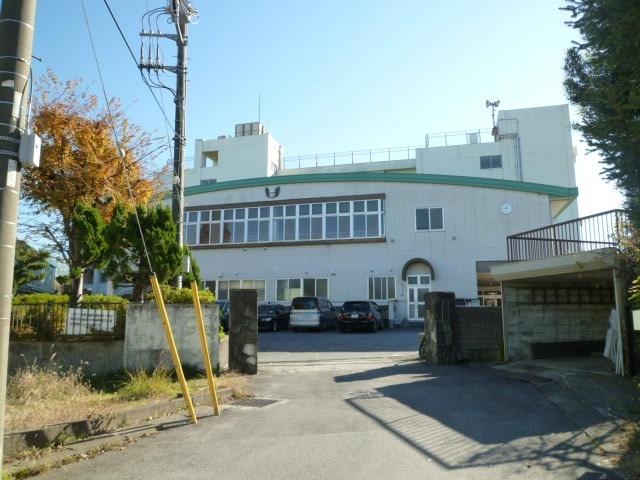 松戸市立小金南中学校：1304m