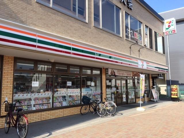 セブンイレブン越谷大袋駅西口店：567m