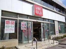 ユニクロ駒沢自由通り店：2011m
