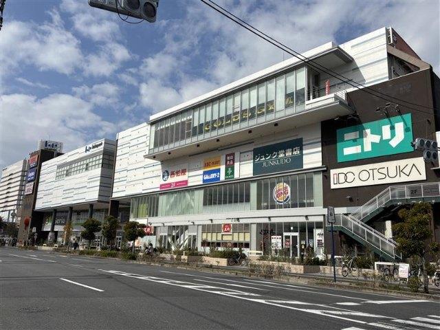 くすりの福太郎ビビット南船橋店：890m
