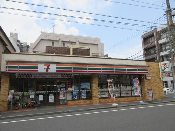 セブンイレブン墨田千歳店：164m
