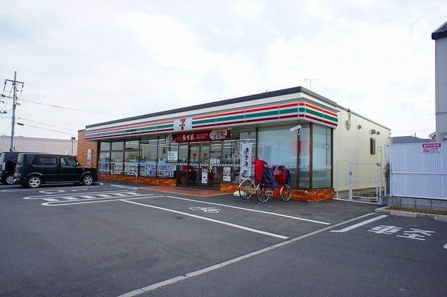 セブンイレブン越谷西大袋店：1034m