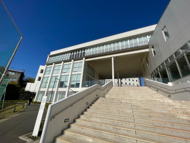 習志野市立中央図書館：1442m
