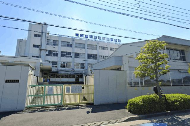 江戸川区立南葛西小学校：704m