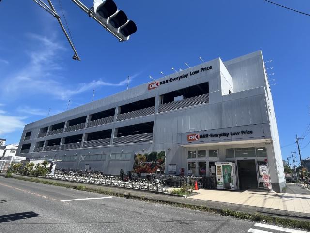 オーケー川和町店：988m