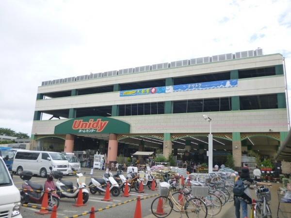 ユニディ狛江店：988m