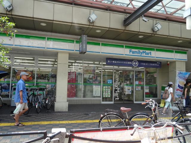 ファミリーマート亀戸駅南店：90m