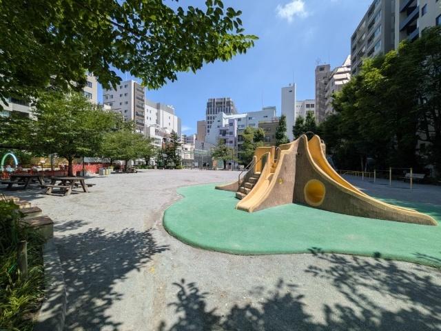 越前堀公園：160m