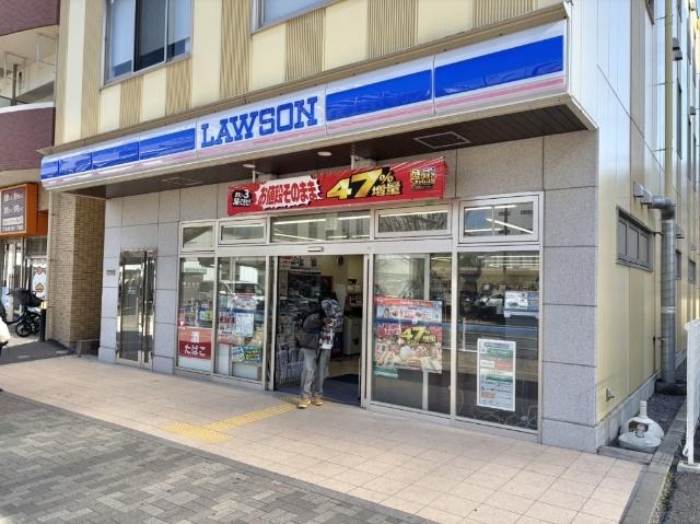 ローソン越谷レイクタウン駅南口店：118m