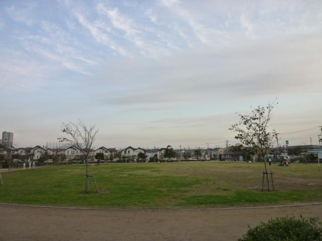 坪井近隣公園：1329m