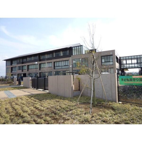 八千代市立みどりが丘小学校：1109m