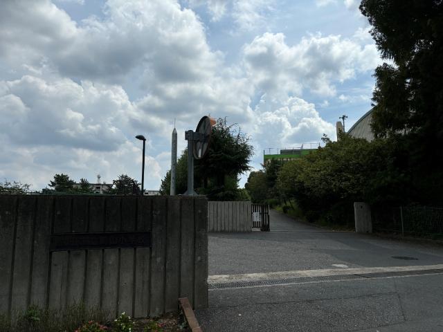 成田市立新山小学校：1116m