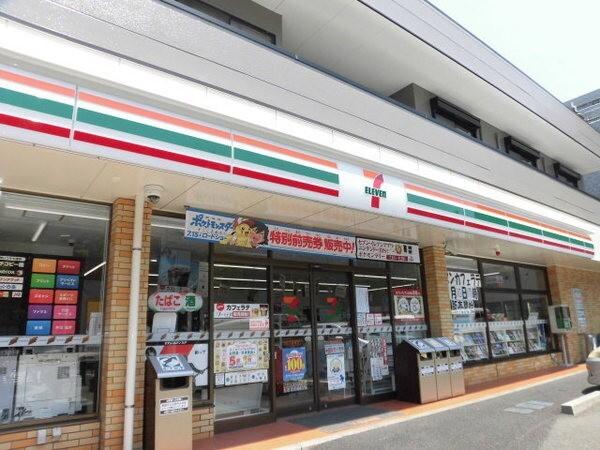 セブンイレブン市川塩焼1丁目店：132m